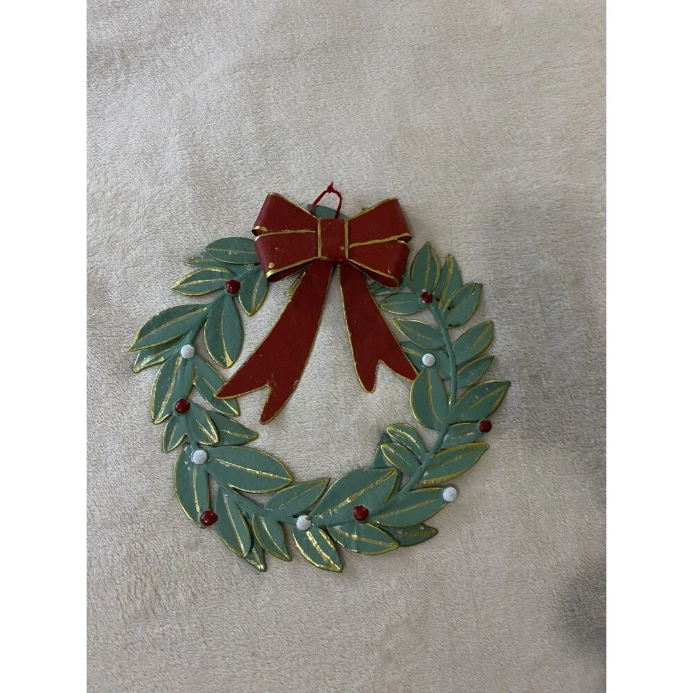 VTG 1980s Metal Christmas Wreath Wall, Door Decor Green Leaves Red Bow Berries